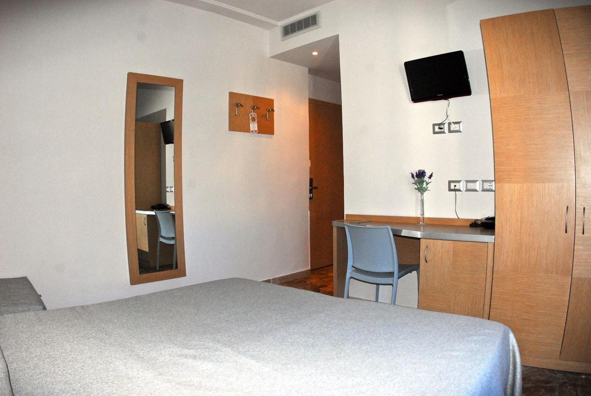 Hotel La Scaletta Лидо ди Остия Екстериор снимка